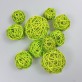 Boules en rotin vert anis (x10)