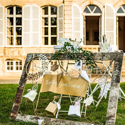 Comment décorer mon jardin pour une fête ?  Décoration jardin anniversaire,  Decoration fete, Anniversaire hippie