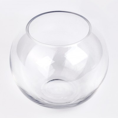 vase boule en verre transparent